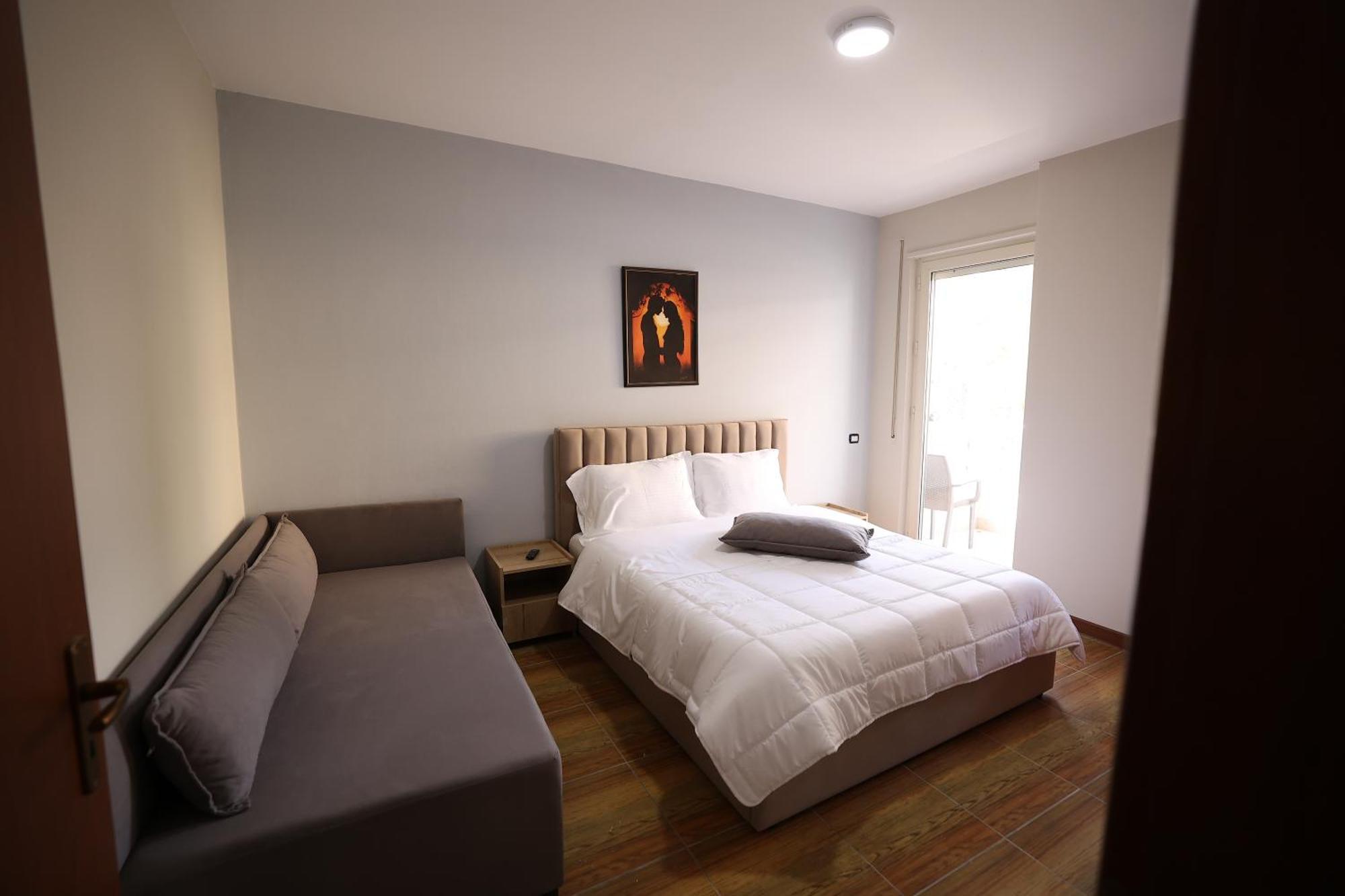 Dyrrah Seaside Apartments Durres Exterior photo