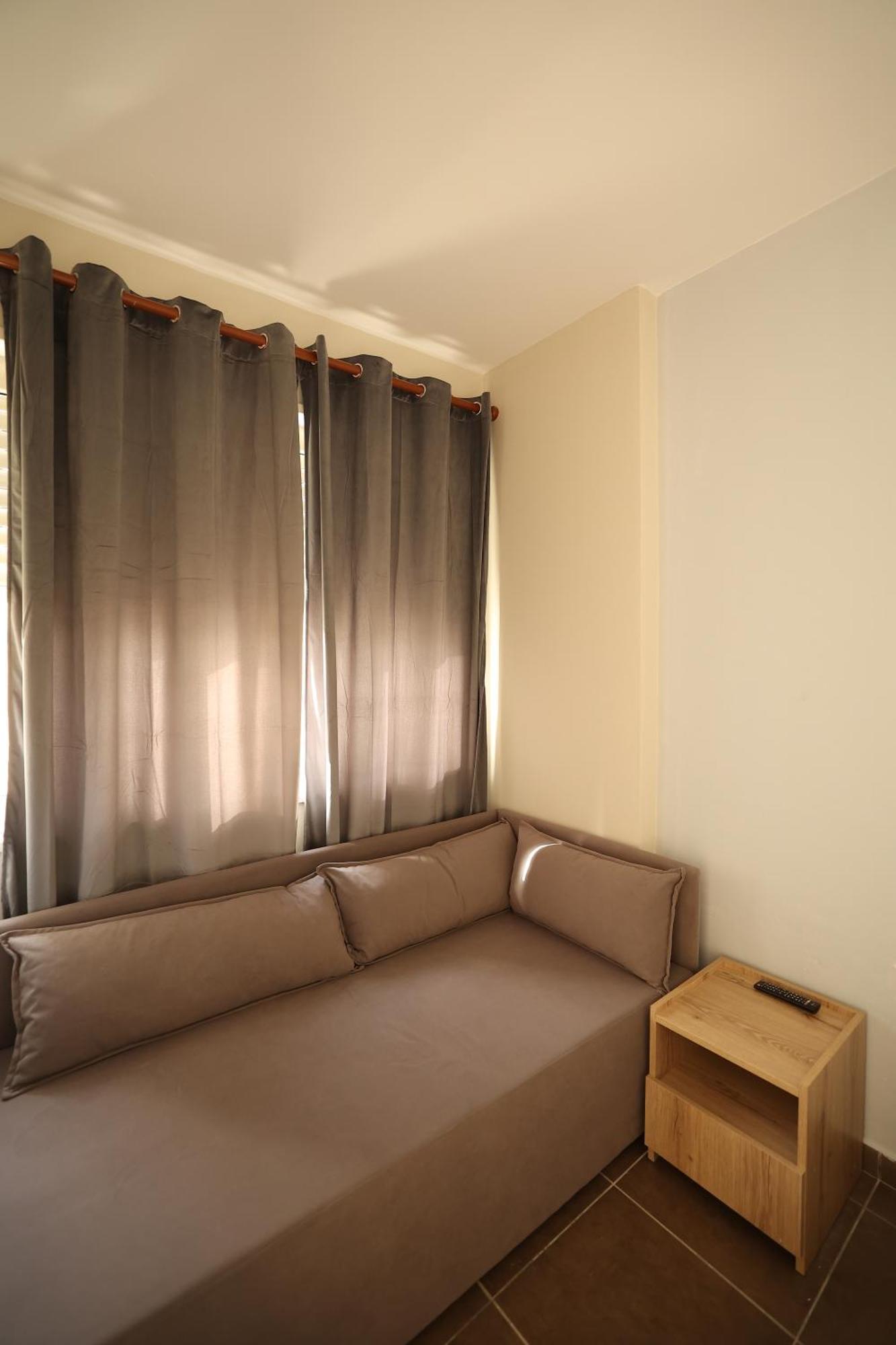 Dyrrah Seaside Apartments Durres Exterior photo
