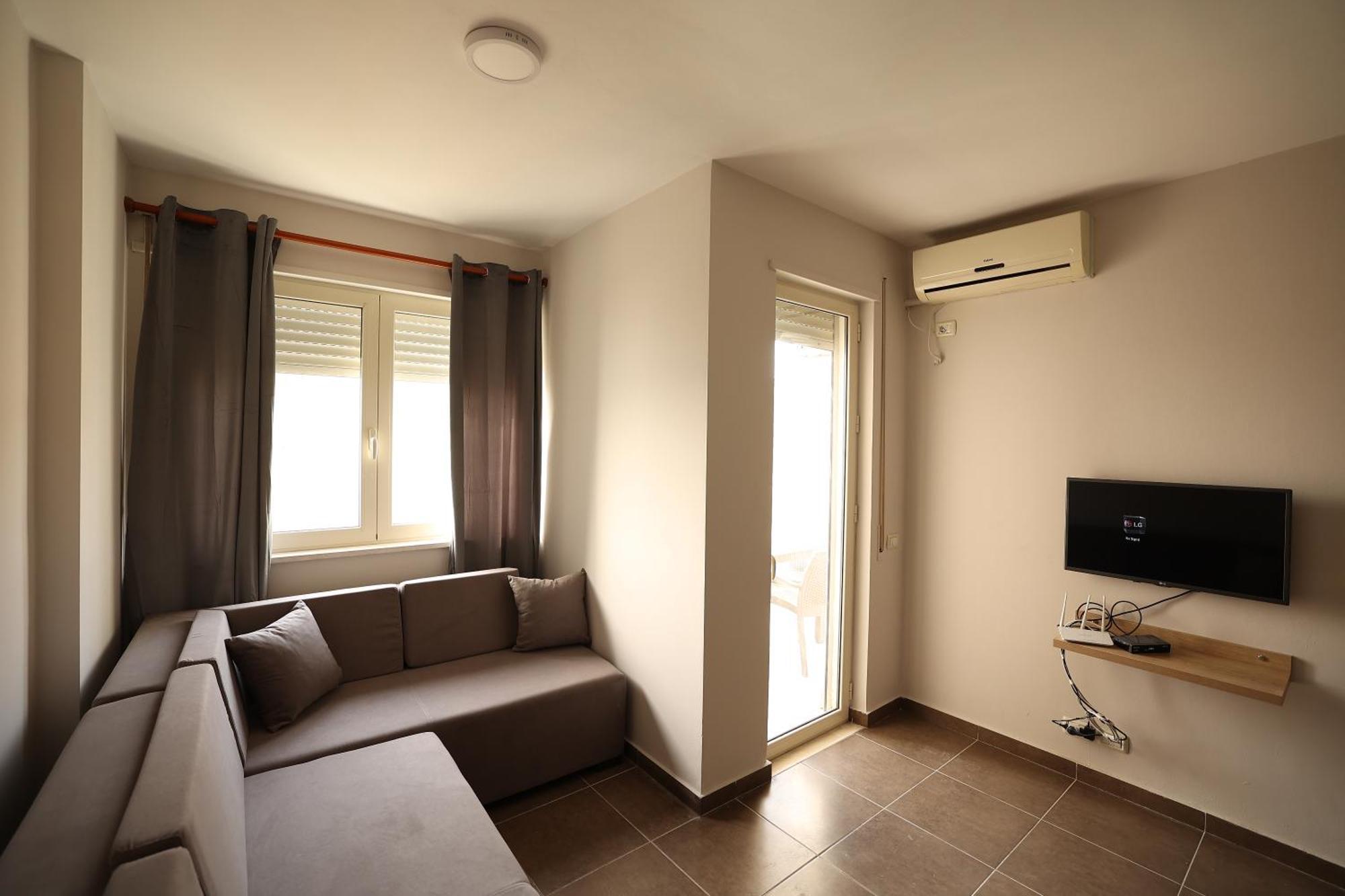 Dyrrah Seaside Apartments Durres Exterior photo