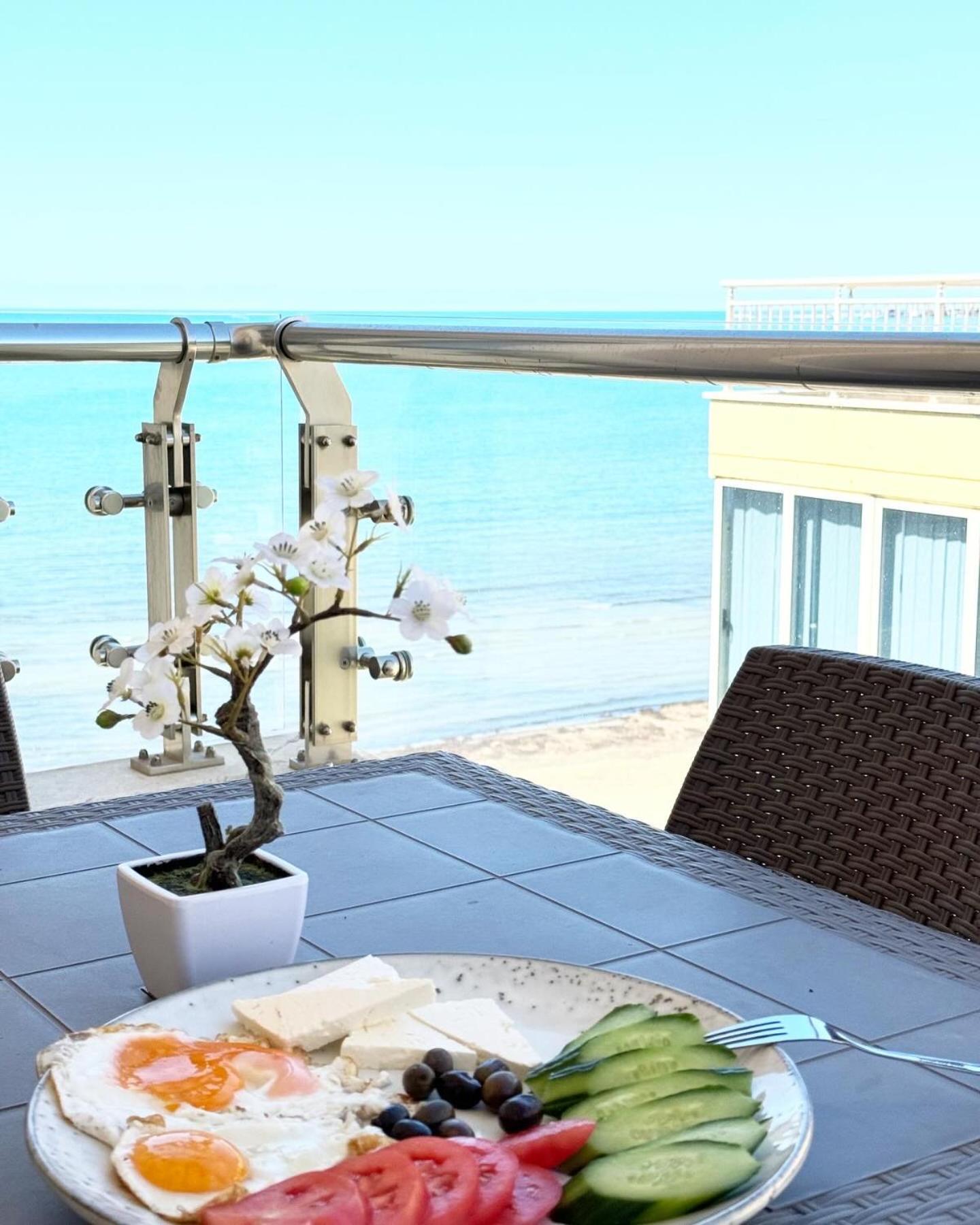 Dyrrah Seaside Apartments Durres Exterior photo